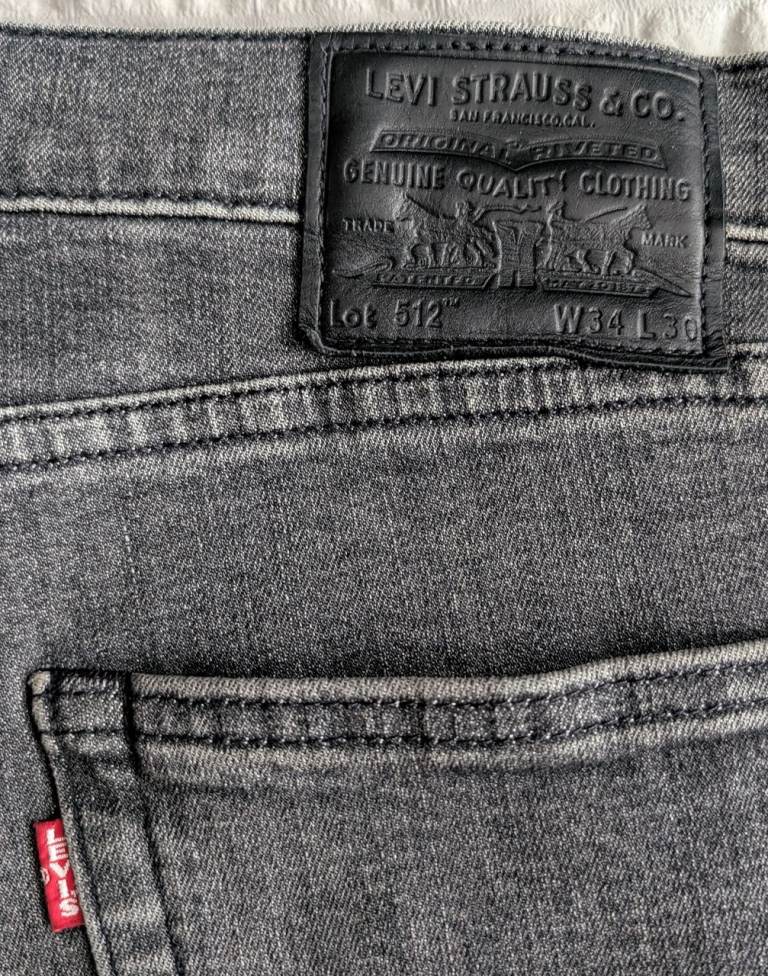 Levis 512 jeans