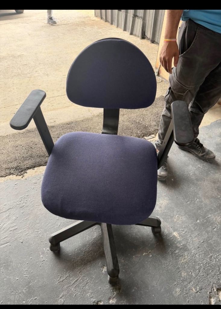 Free Office chair collection from Wembley HA0 
