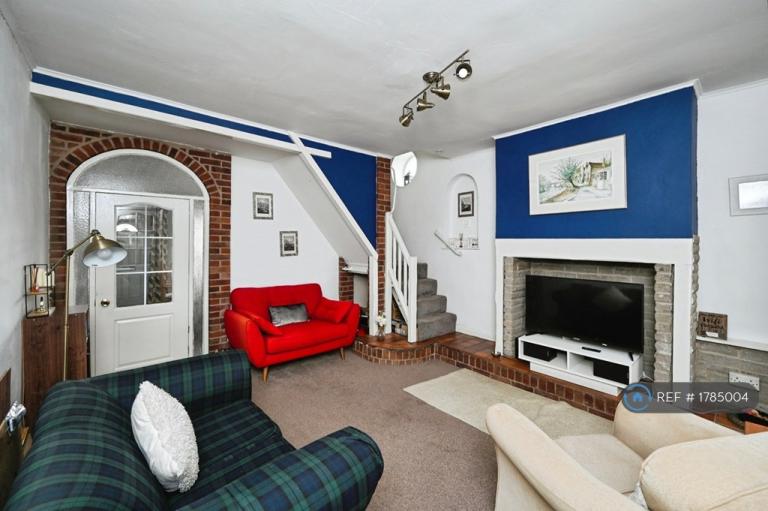 3 bedroom house in Osbourne Street, Nottingham, NG17 (3 bed) (#1785004)