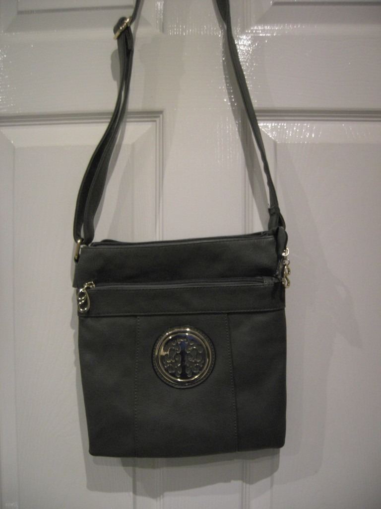 GREY LEATHER CROSSOVER BAG
