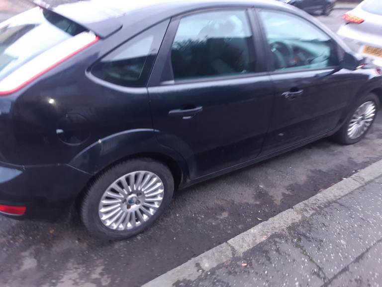 Ford focus titanium 2011