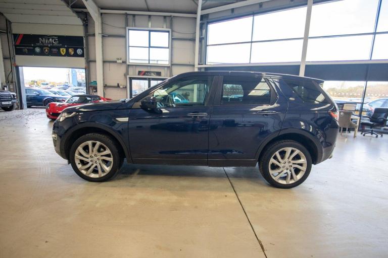 2016 Land Rover Discovery Sport 2.0 TD4 HSE Luxury SUV 5dr Diesel Auto 4WD Euro 6 (s/s) (180 ps) ...