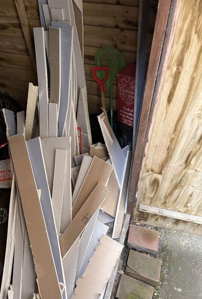 Assorted Plasterboard Offcuts - Mixed Sizes
