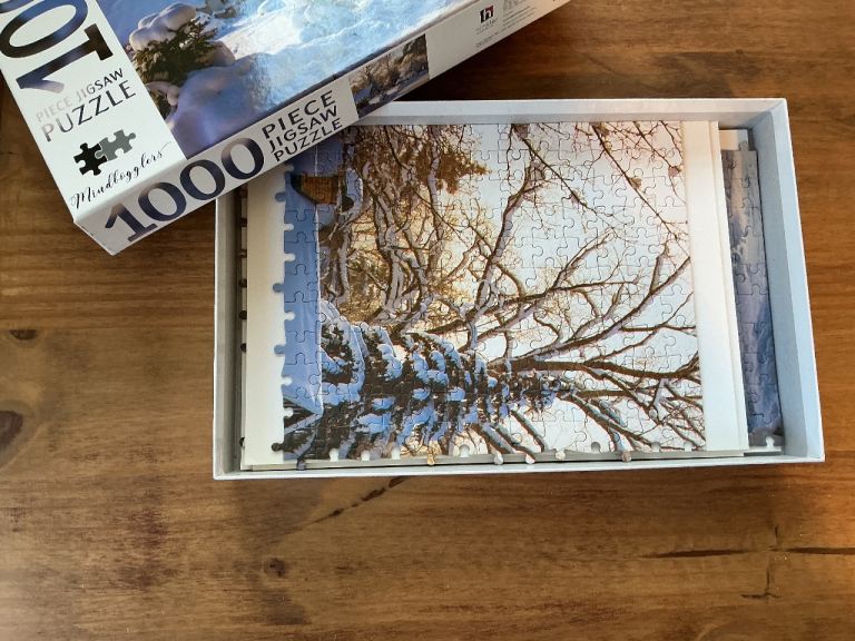 1000 piece jig saw puzzle Spindleruv, Czech Republic 