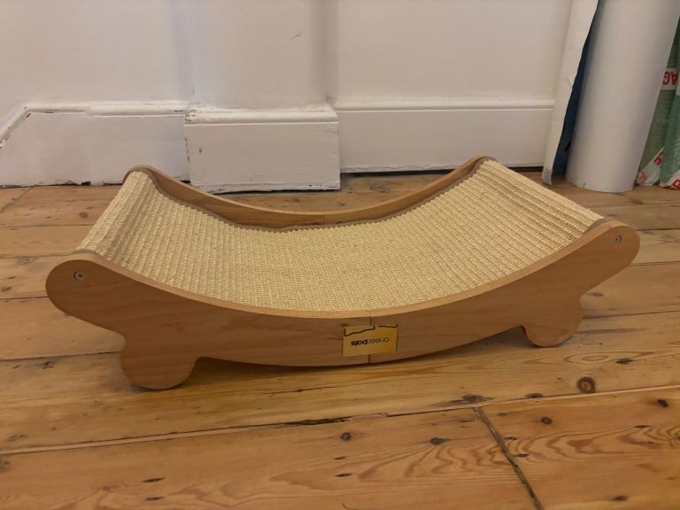 Cat bed - Cheer Pals - free for collection