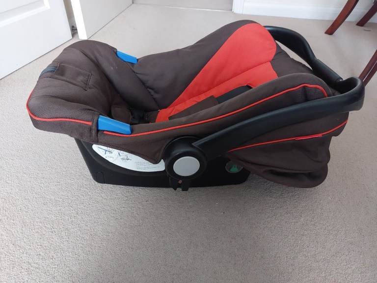 Rear facing car seat