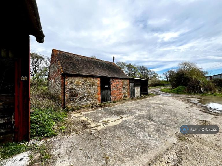 3 bedroom house in Maplehurst Road, West Grinstead, Horsham, RH13 (3 bed) (#2707522)