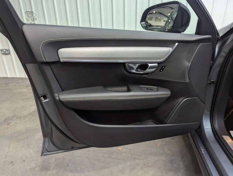 2019 Volvo V90 2.0 V90 R-Design+ T8 PHEV AWD Auto 4WD 5dr Estate Hybrid Automatic