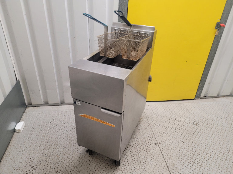 American top frymaster MJ35 natural gas  Double basket 