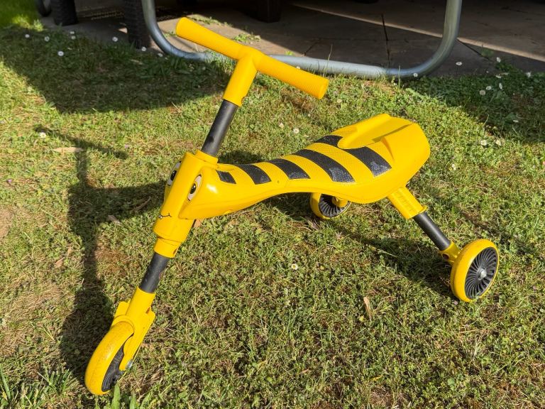 Scuttlebug 3-Wheel Foldable Ride-On Tricycle for 1+ Year Old Boys and Girls, Bumblebee Trike
