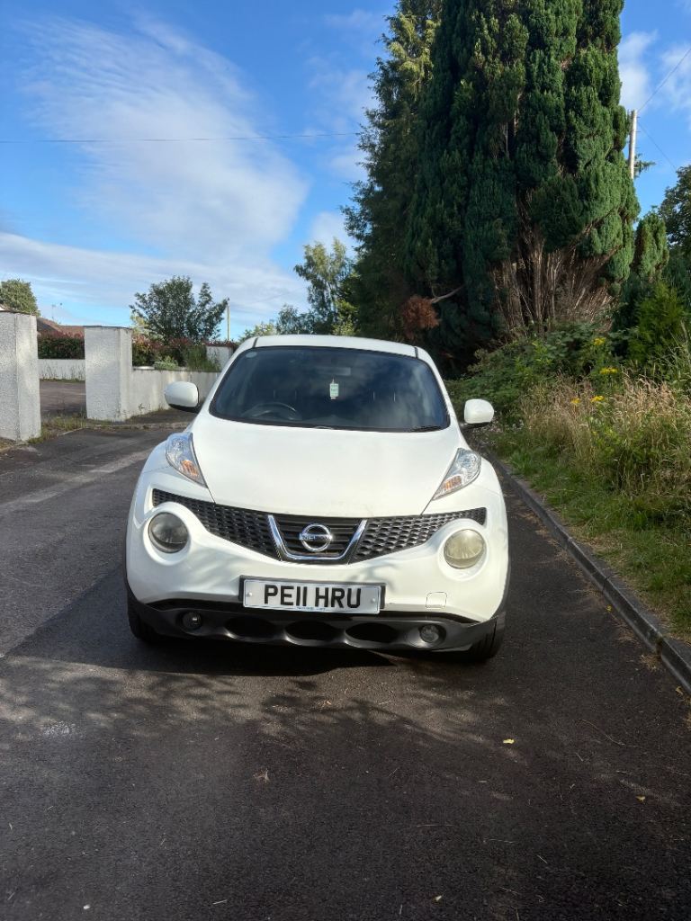 Nissan, JUKE, Hatchback, 2011, Manual, 1598 (cc), 5 doors