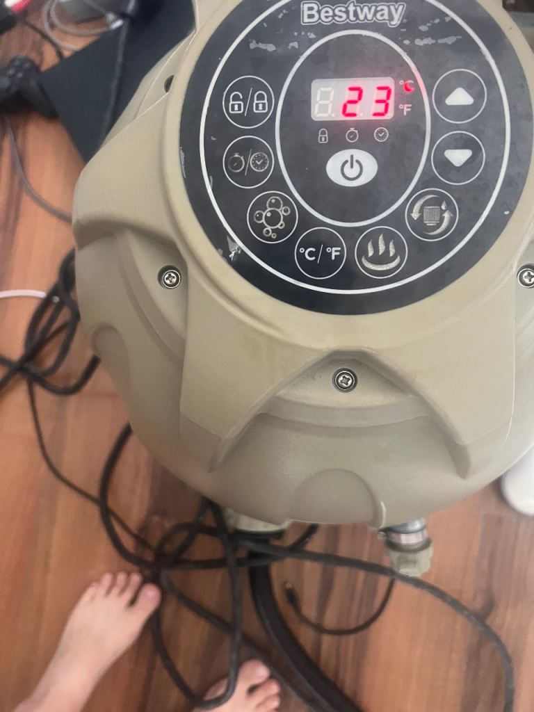 Bestway Hot Tub Pump Unit - Good Condition