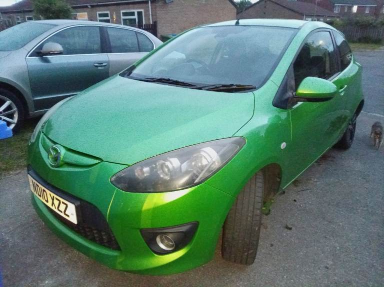 Mazda, 2 .needs new sills, Hatchback, 2010, Manual, 1498 (cc), 3 doors