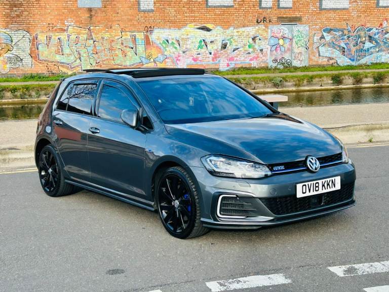 Volkswagen, GOLF, GTE  Advance, Hatchback, 2018, Semi-Auto, 1395 (cc), 5 doors
