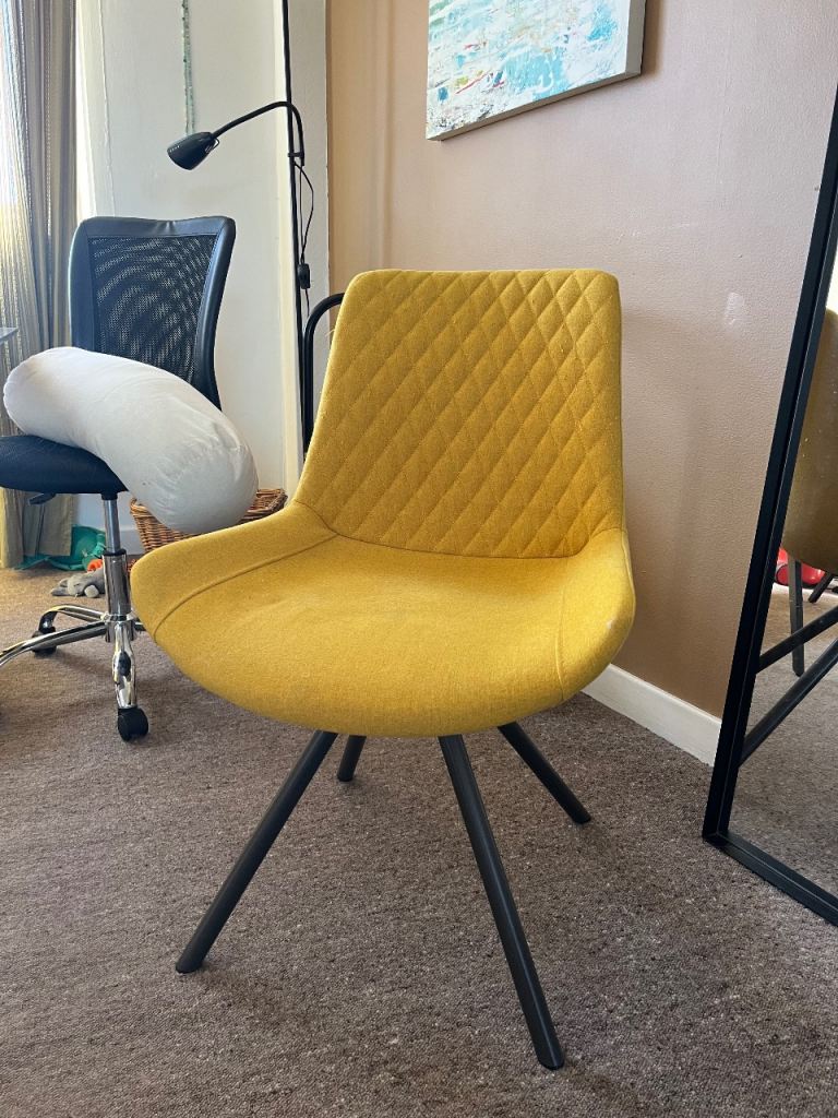 Yello Chaise & Chair