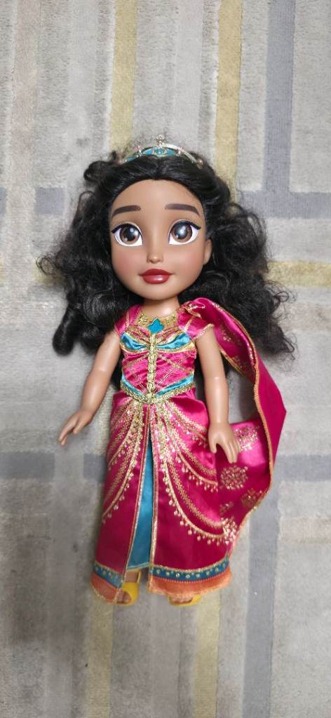 Disney Princess Jasmine Doll – Good Condition