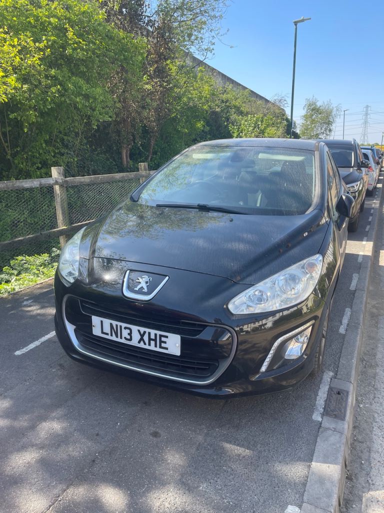 Peugeot 308 Active 1.6 Petrol 5 Door Needs Attention