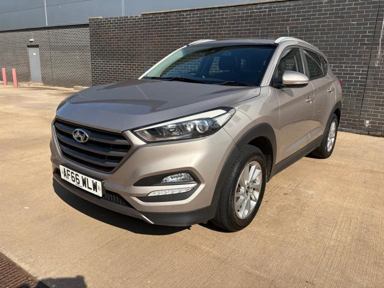 2016 Hyundai TUCSON 1.7 CRDi Blue Drive SE 5dr 2WD ESTATE DIESEL Manual