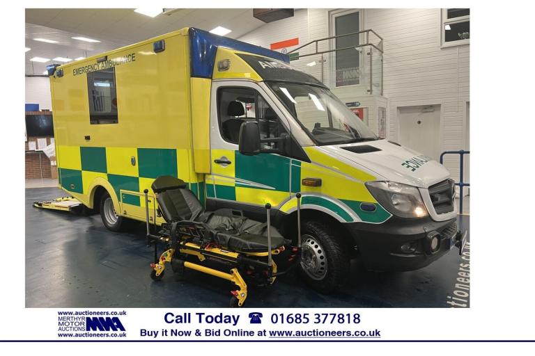 2015 Mercedes-Benz Sprinter 3.0CDI 190PS AUTO WAS BODY AMBULANCE C/W STRETCHER AND LIFT ---------...