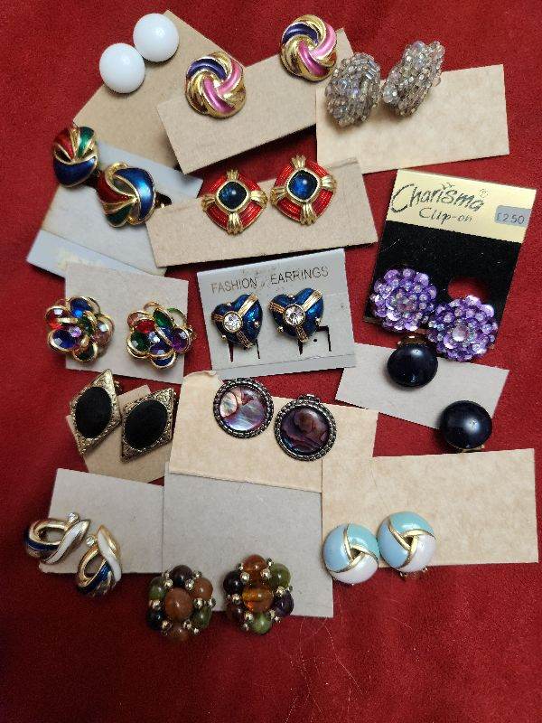 14 PAIRS OF ASSORTED CLIP-ON EARRINGS