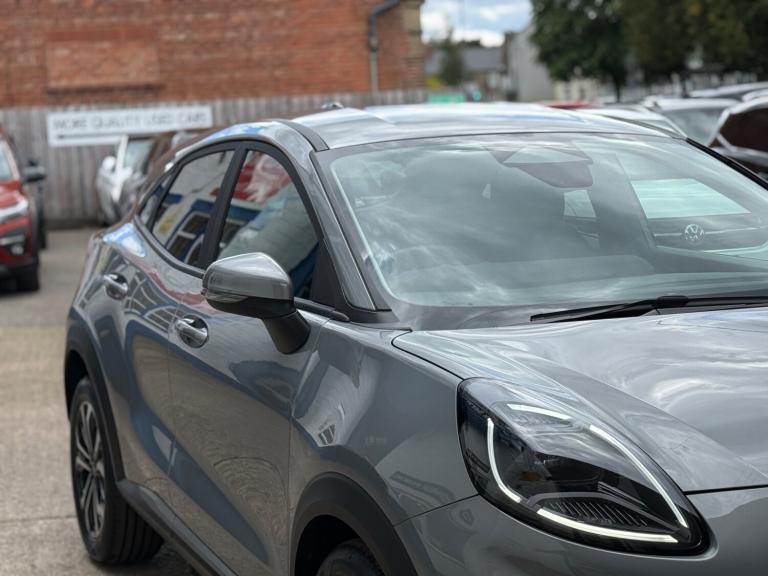 2025 Ford Puma 1.0 EcoBoost Hybrid mHEV Titanium, UNDER 350 MILES, MAY 2028 FORD WARRANTY, HATCHB...