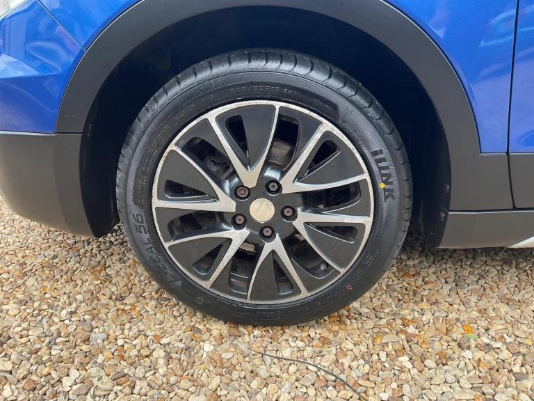 2014 Suzuki SX4 S-Cross 1.6 DDiS SZ5 ALLGRIP 5dr HATCHBACK DIESEL Manual