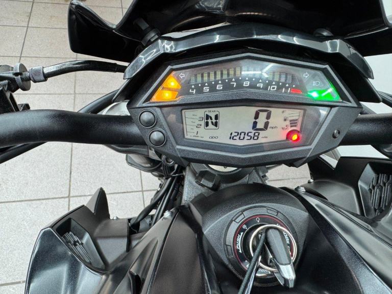 KAWASAKI Z1000 BLACK 2019 19 REG ZR 1000 HKF 12,058 MILES 1043CC USED MOTORCYCLE