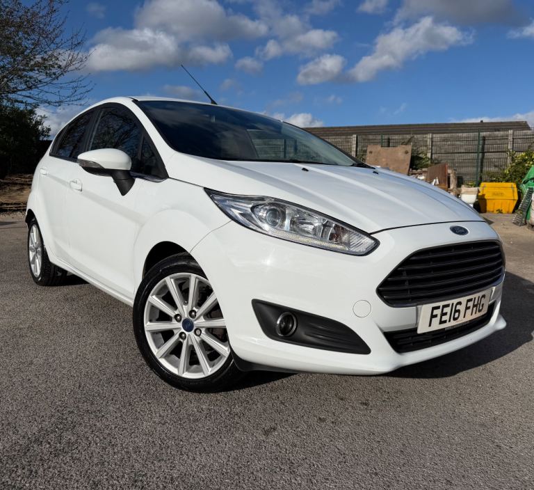 2016 Ford Fiesta Titanium 1.5TDCi Euro 6 5 Door cam belt done 