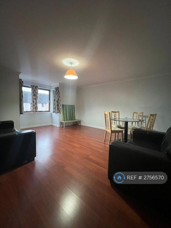 2 bedroom flat in Linksfield Road, Aberdeen, AB24 (2 bed) (#2756570)