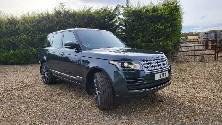 Land Rover Range Rover Vogue SE 4.4 SDV8 - Aintree Green + Tan, Towbar, ULEZ