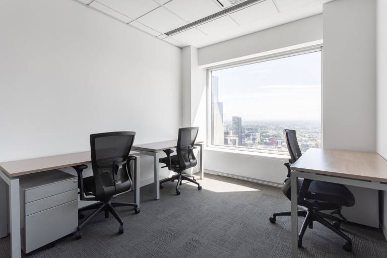 Manchester - M20 2YY \ Office Space for Rent with 5 Desks