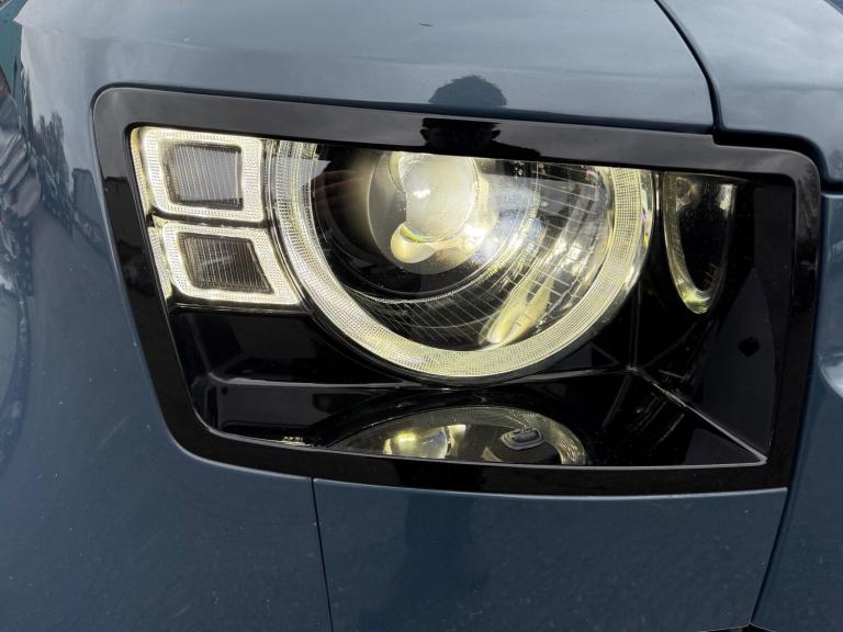 2020 Land Rover Defender 110 3.0 D300 MHEV SE Hard Top SUV Auto 4WD MWB Euro 6 (s/s) 5dr PANEL VA...