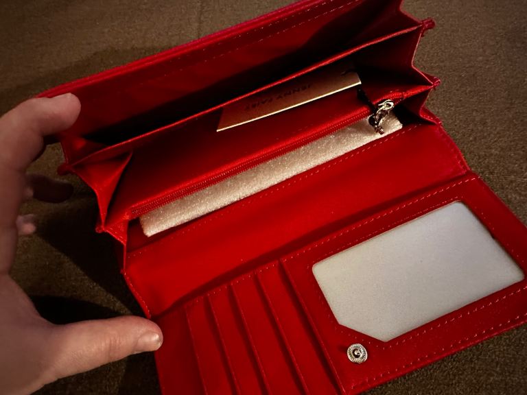 Stylish Red Patent Wallet / Purse – As New Condition