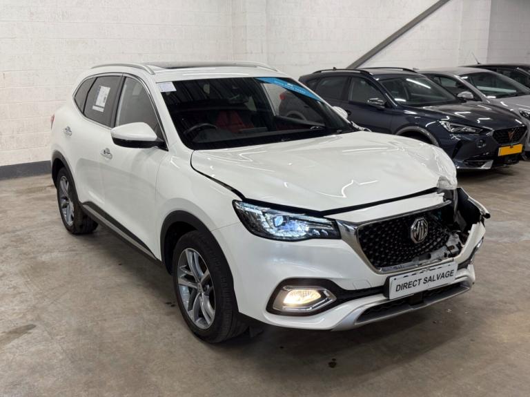 2023 MG HS EXCLUSIVE 23 REG 1.5 petrol White Pan Roof SUV salvage damaged repairable  SUV Petrol ...