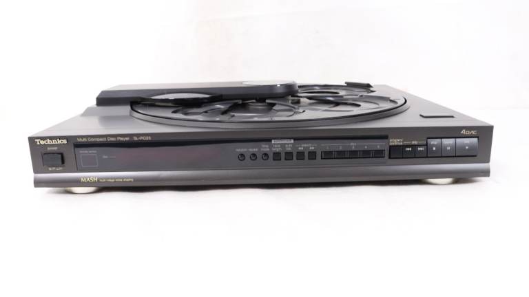 Vintage Technics SL-PC25 5 x Disc CD Player.   "Spares or Repair"