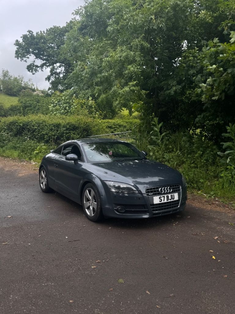 Audi, TT, Coupe, 2010, Manual, 1968 (cc), 2 doors