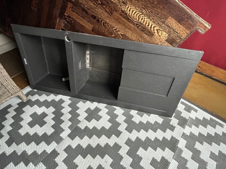 Used kitchen cabinets 