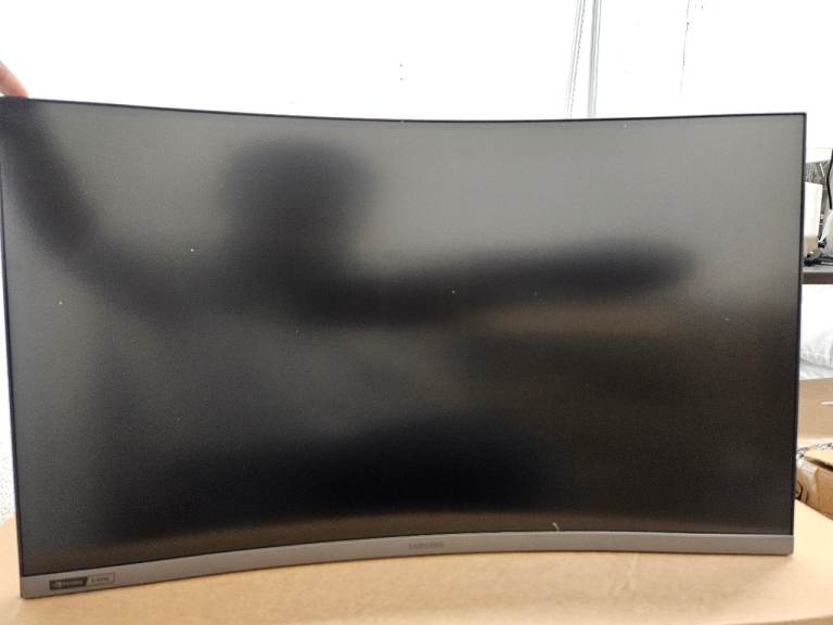 Samsung Odessey CRG5, 27 inch Curved Gaming Monitor