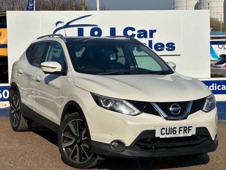 2016 Nissan Qashqai 1.5 dCi Tekna SUV 5dr Diesel Manual 2WD Euro 6 (s/s) (110 ps) HATCHBACK Diese...