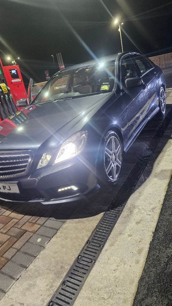 Mercedes-Benz, E CLASS, Saloon, 2010, Semi-Auto, 2143 (cc), 4 doors