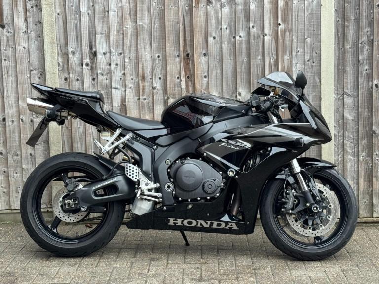 HONDA CBR 1000 RR FIREBLADE RR7 2007 (07) SUPER SPORT + AMAZING CONDITION F/S/H