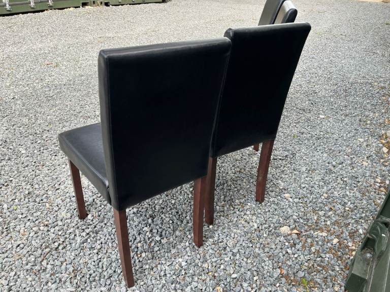 4 Dining chairs 