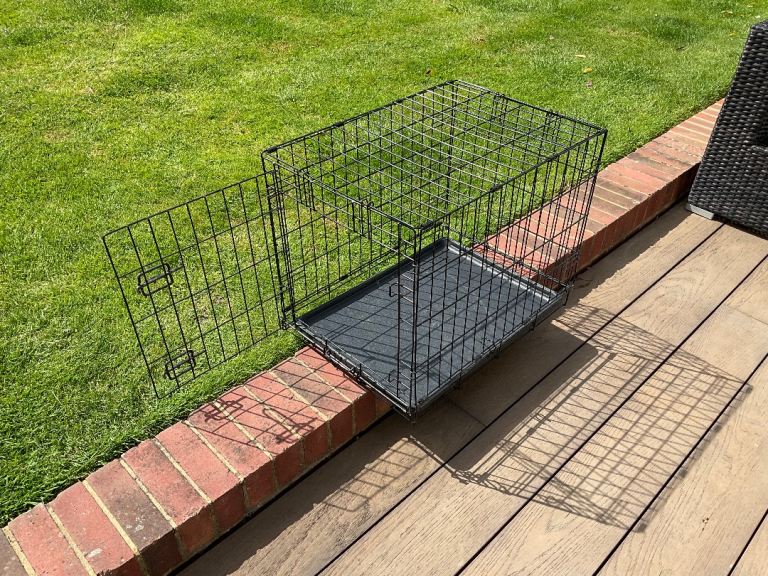 Pet Cage with Removable Tray