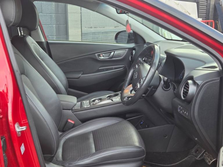 2019 Hyundai KONA 64kWh Premium SE SUV 5dr Electric Auto (7kW Charger) (204 ps) HATCHBACK ELECTRI...