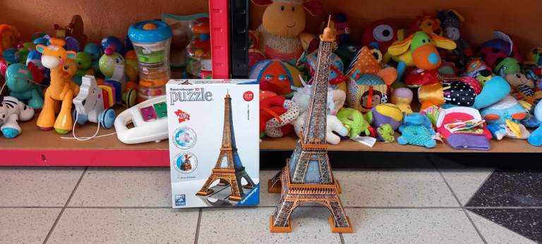 Ravensburger 3d puzzle Eiffel Tower Paris