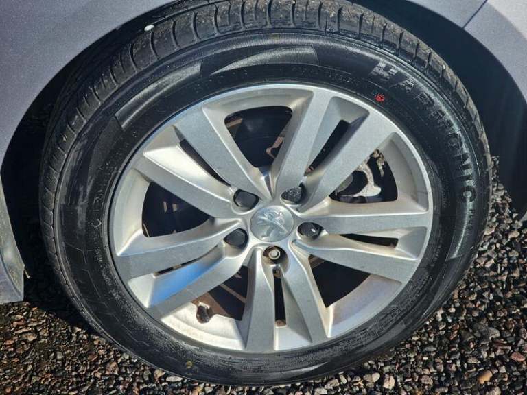 2018 Peugeot 308 SW 1.2 PureTech Active Manual 5Spd Euro 6 (s/s) 5dr ESTATE Petrol Manual