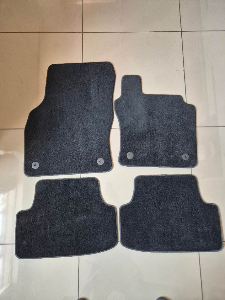 GENUINE VW GOLF MK7 CARPET MATS