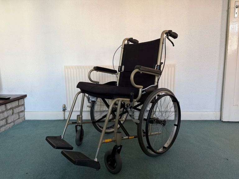 Karma folding wheelchair 