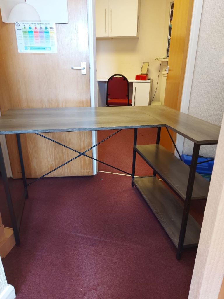 L-Shaped Corner Computer Desk with Storage Shelves