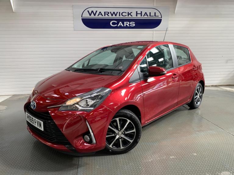 2019 Toyota Yaris 1.5 VVT-h Icon Tech E-CVT Euro 6 (s/s) 5dr HATCHBACK Petrol/Electric Hybrid Aut...